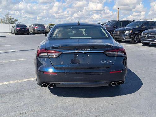2022 Maserati Quattroporte GT