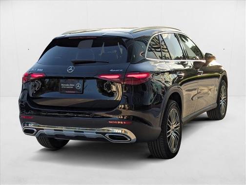 2026 Mercedes-Benz GLC 300 4MATIC