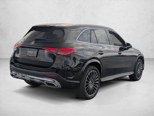 2026 Mercedes-Benz GLC 300 Base