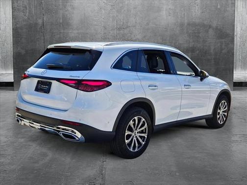 2025 Mercedes-Benz GLC 300 4MATIC
