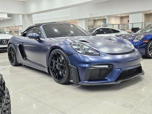 2025 Porsche 718 Spyder RS