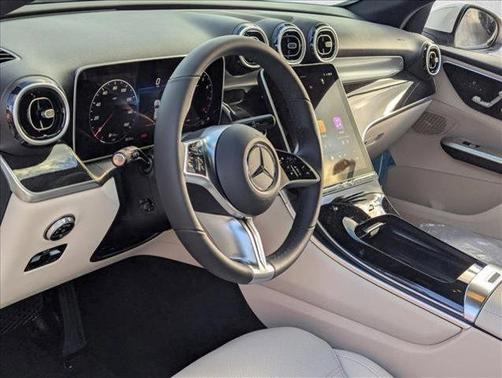 2026 Mercedes-Benz GLC 300 4MATIC