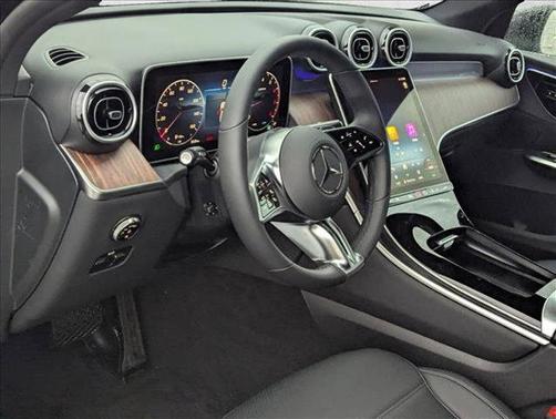 2025 Mercedes-Benz GLC 300 Base