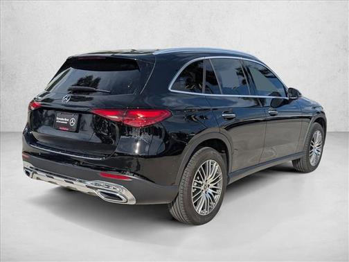 2025 Mercedes-Benz GLC 300 Base