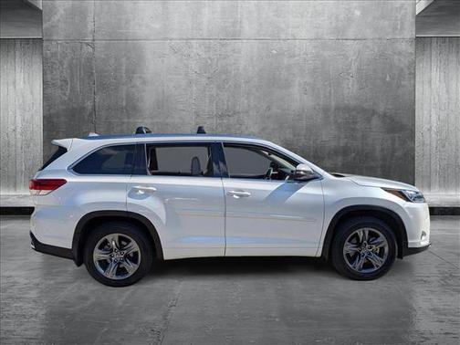 2018 Toyota Highlander Limited Platinum