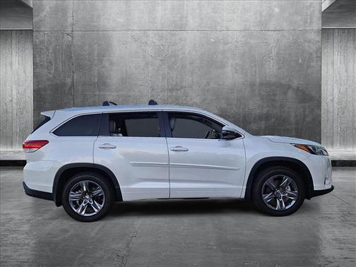 2018 Toyota Highlander Limited Platinum
