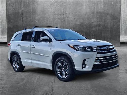 2018 Toyota Highlander Limited Platinum