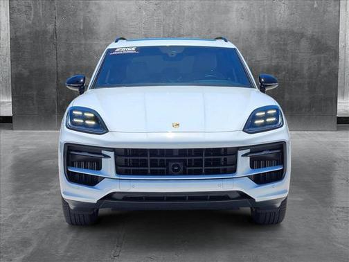 2024 Porsche Cayenne S