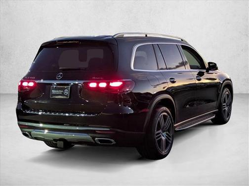 2026 Mercedes-Benz GLS 450 4MATIC