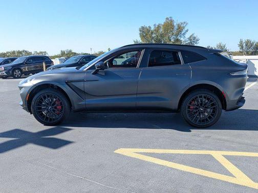 2022 Aston Martin DBX AWD