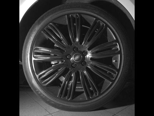 Fuji White 2020 Land Rover Range Rover Sport HSE Dynamic
