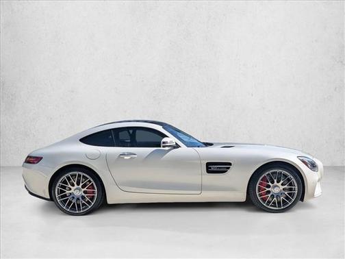 designo Diamond White Metallic 2016 Mercedes-Benz AMG GT S