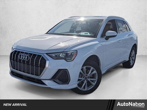 2021 Audi Q3 45 S line Premium