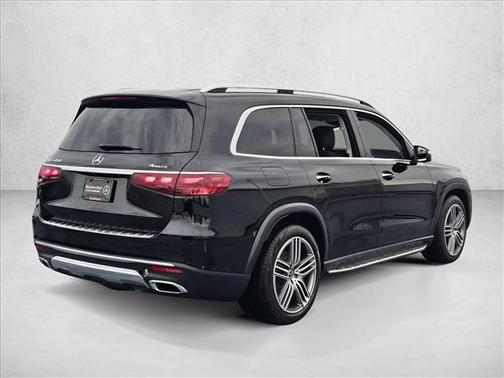 2026 Mercedes-Benz GLS 450 4MATIC