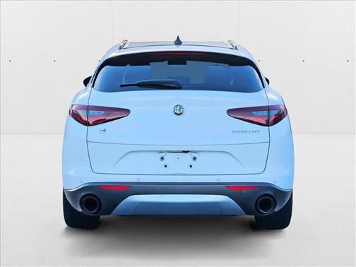 2022 Alfa Romeo Stelvio Ti