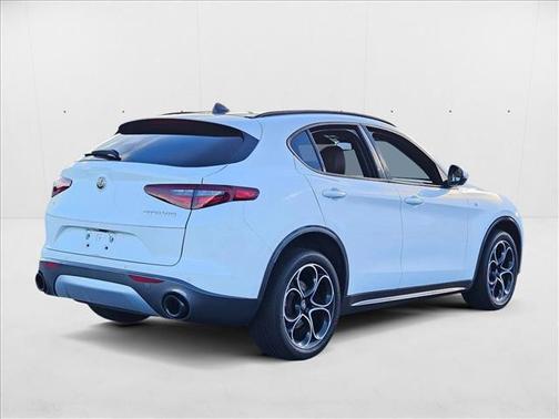 2022 Alfa Romeo Stelvio Ti