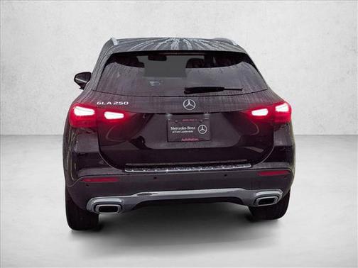 2025 Mercedes-Benz GLA 250 4MATIC