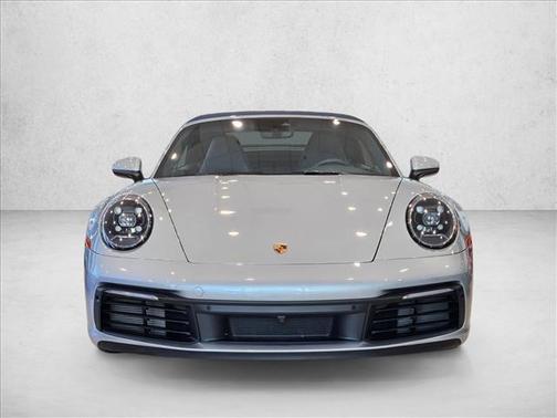 2022 Porsche 911 Carrera
