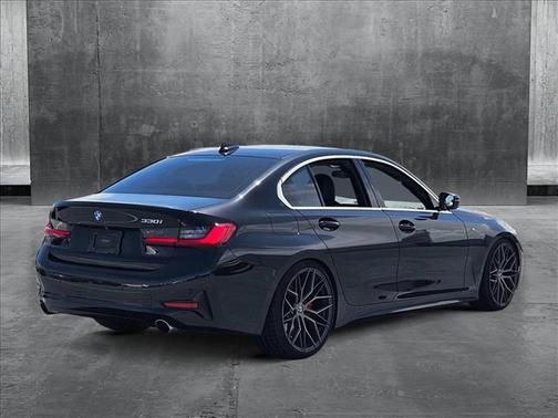 2019 BMW 330 330i