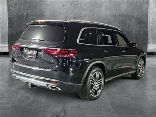 2025 Mercedes-Benz GLS 450 4MATIC