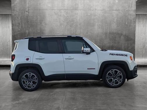 Photo 5 of 16 of 2016 Jeep Renegade Limited