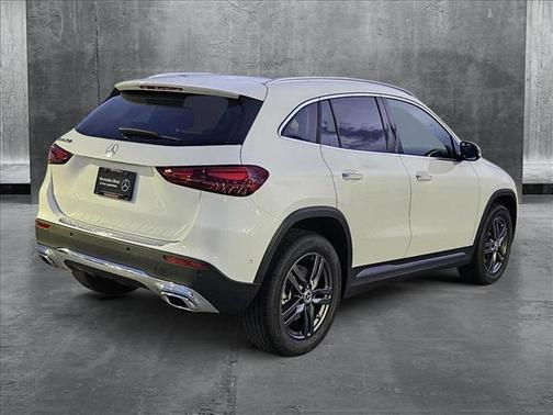 2025 Mercedes-Benz GLA 250 Base
