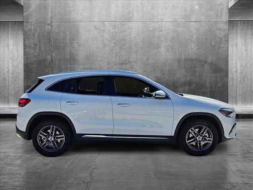 2025 Mercedes-Benz GLA 250 Base