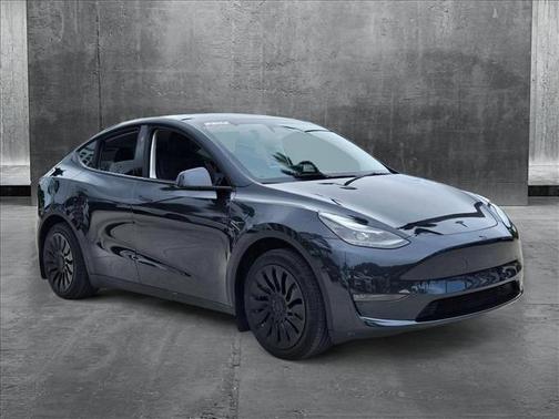 2024 Tesla Model Y RWD *Ltd Avail*