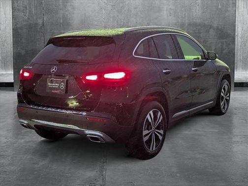 2025 Mercedes-Benz GLA 250 Base