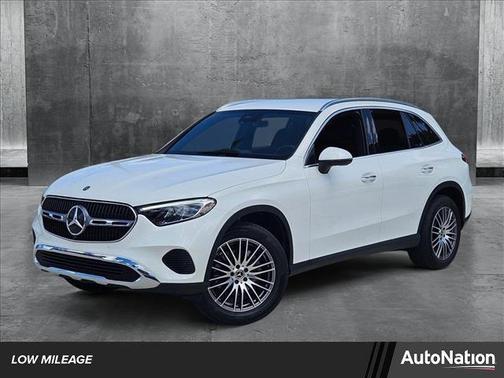 2025 Mercedes-Benz GLC 300 Base