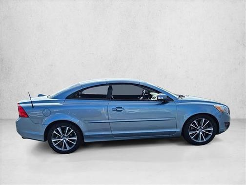 2012 Volvo C70 T5