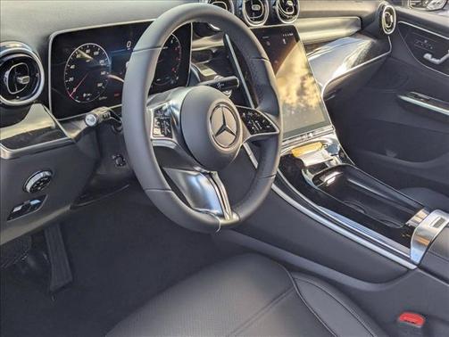 Polar White 2026 Mercedes-Benz GLC 300 Base