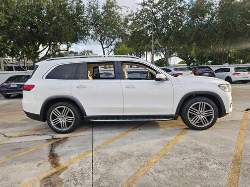 2022 Mercedes-Benz GLS 450 4MATIC