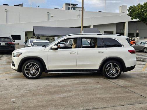2022 Mercedes-Benz GLS 450 4MATIC