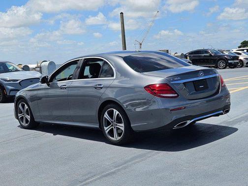 2018 Mercedes-Benz E-Class E 300