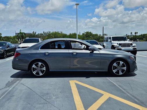 2018 Mercedes-Benz E-Class E 300