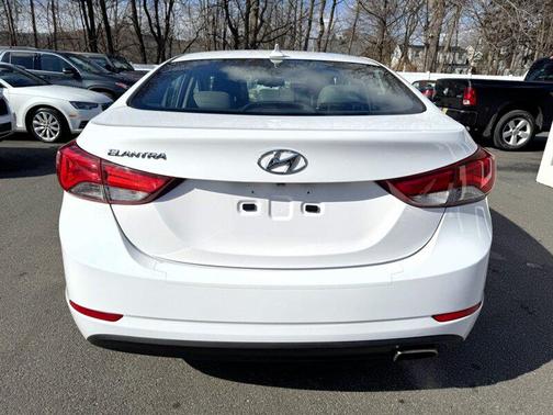 2015 Hyundai ELANTRA Sport