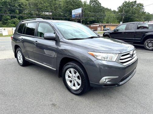 2011 Toyota Highlander SE