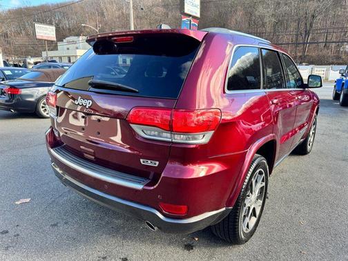 2018 Jeep Grand Cherokee Sterling Edition