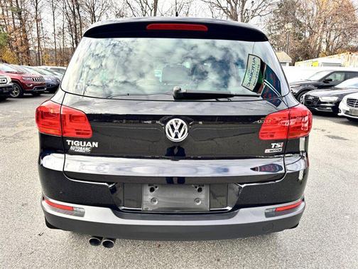 2017 Volkswagen Tiguan 2.0T Wolfsburg Edition