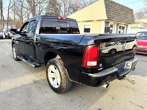 2014 RAM 1500 Sport
