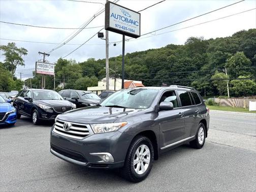 2011 Toyota Highlander SE