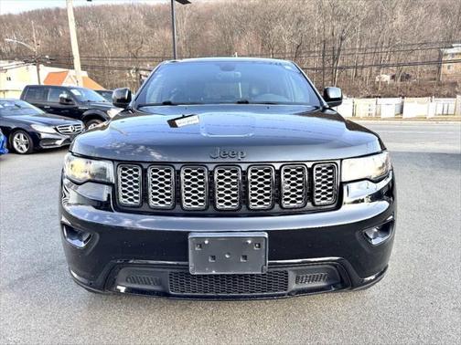 2017 Jeep Grand Cherokee Altitude