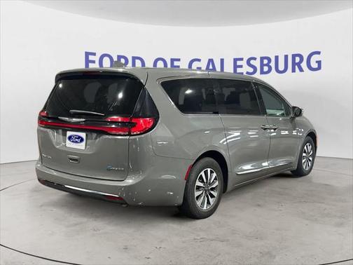 2022 Chrysler Pacifica Hybrid Limited