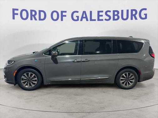 2022 Chrysler Pacifica Hybrid Limited