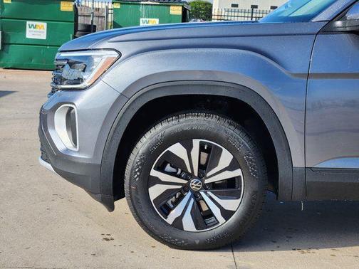 2025 Volkswagen Atlas 2.0T SE