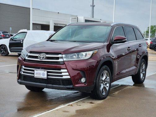 2019 Toyota Highlander Limited Platinum