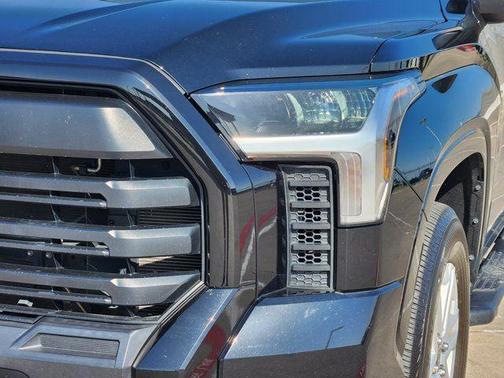 2022 Toyota Tundra SR