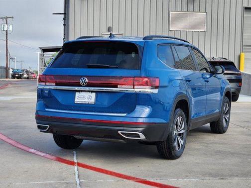 2025 Volkswagen Atlas 2.0T SE