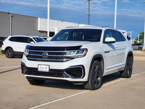 2022 Volkswagen Atlas Cross Sport 2.0T SEL R-Line